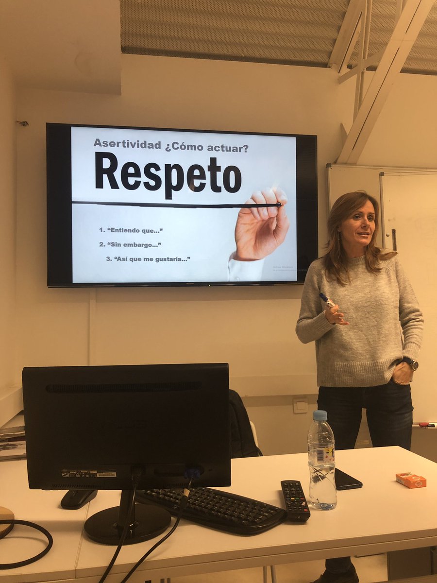 ivanreyestena's tweet photo. 🙈 Asertividad ¿Cómo actuar?

🚀 @aainsa nos ha dado esta mañana en el #CoMaster las claves de la comunicación para nuestros negocios @lacolaboradora 

#Respeto
#Pausas
#FueraColetillas https://t.co/dCBx5pbHIB