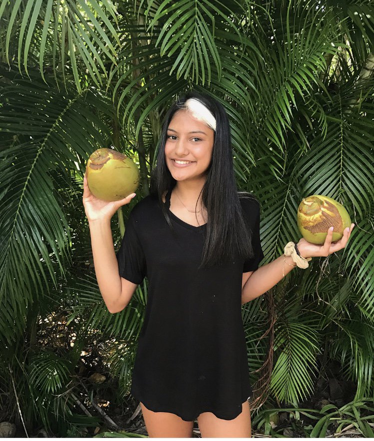 spark_parkrock's tweet photo. Aashna is a senior at Parkway South and participates in the Spark! Pre-Professional Health Sciences Academy. She is involved in volleyball, NHS and the Controversial Issues club. She loves getting to explore careers and experience the hospital atmosphere. #studentsofspark https://t.co/ee96QQW7Ov