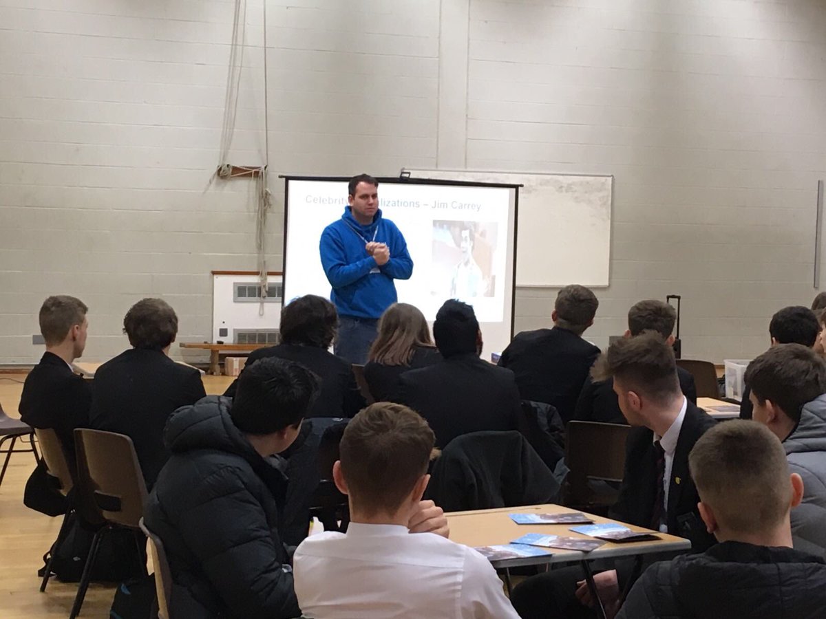 LiNCHigher's tweet photo. 👨‍🎓👩‍🎓 LiNCHigher have had a really enjoyable day at @Priory_Lincoln for their Personal Development Day. 

Thank you to @BrightFuturesEx, @MADETraining and @EBP_UK for running a variety of fun sessions for Year 9 to 13 students - we’ve had a great time! https://t.co/8gLLYY6pWf