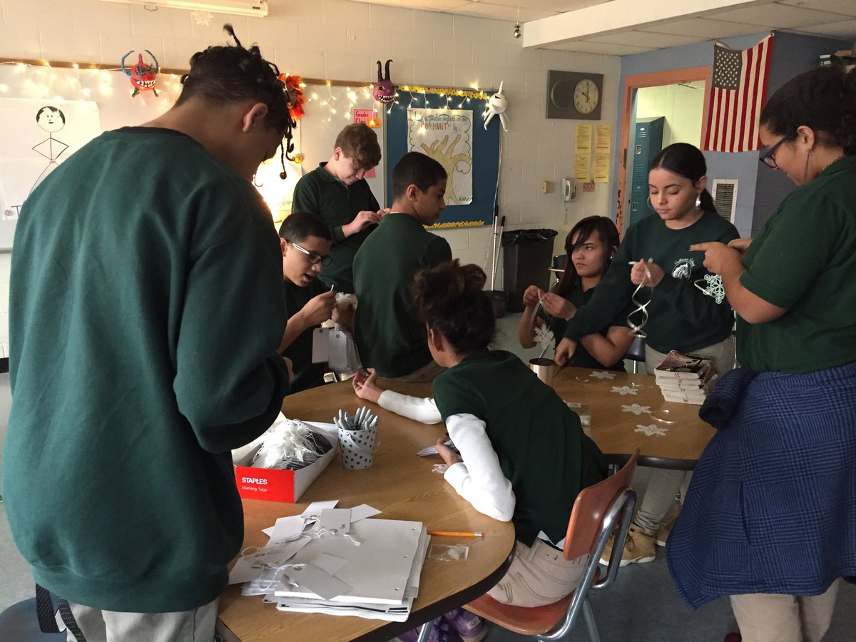 Sullivanpeeps's tweet photo. 8th Graders help out our school community by preparing the tags for the  Sullivan Giving Tree.   Way to go guys and gals! https://t.co/vaIe8rtiUy