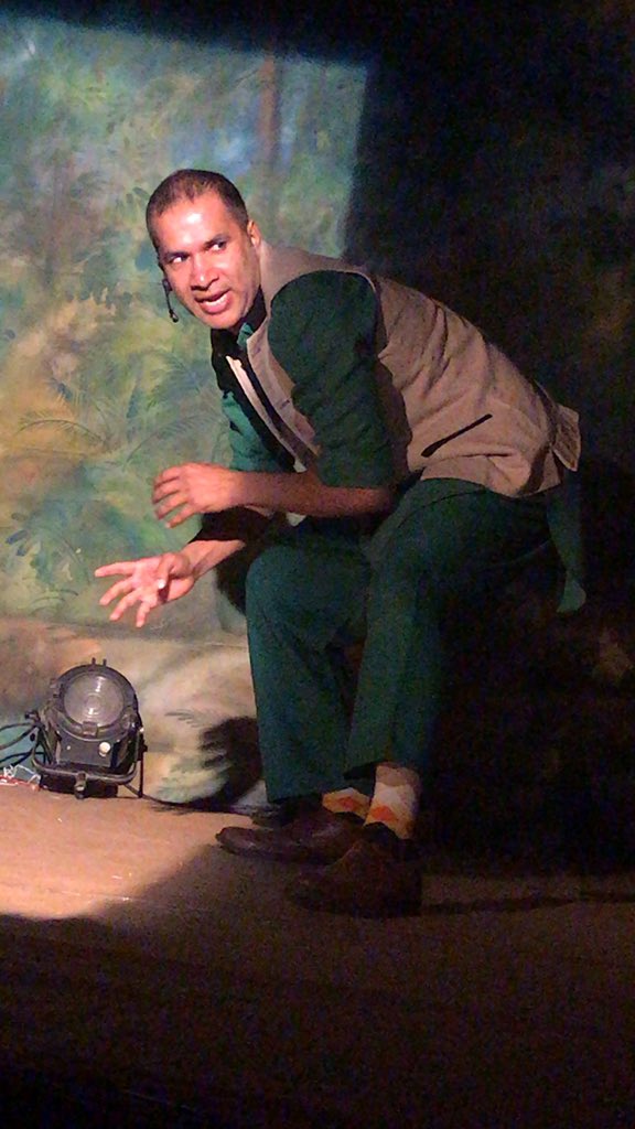 UdaipurTales's tweet image. That was one exquisite performance by KC Shankar. Humour, drama, perfect narration! .

Jashn-E-Qalam Storytelling
.
#UTF2018 #StorytellingFestival