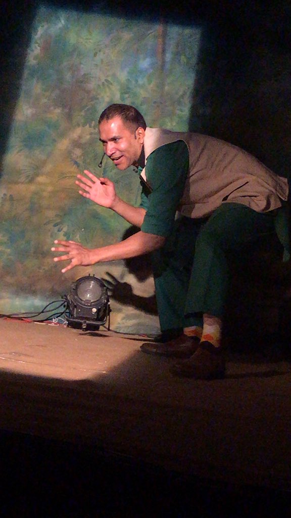 UdaipurTales's tweet image. That was one exquisite performance by KC Shankar. Humour, drama, perfect narration! .

Jashn-E-Qalam Storytelling
.
#UTF2018 #StorytellingFestival