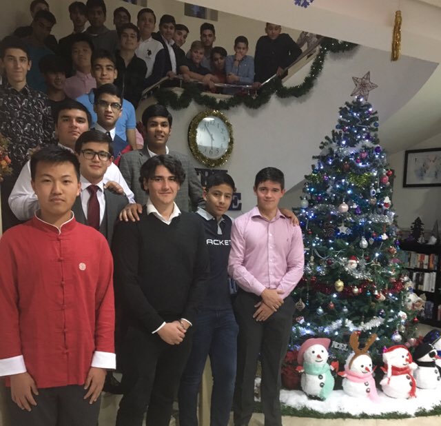 ReptonDXBBoard's tweet photo. Thank you to @JWDubaiMarquis and #Kitchen6 for hosting the @ReptonDXBBoard Christmas Meal. As always, it was delicious! #ReptonDXBCommunity #ReptonDXBCares https://t.co/10vcKKaZqa