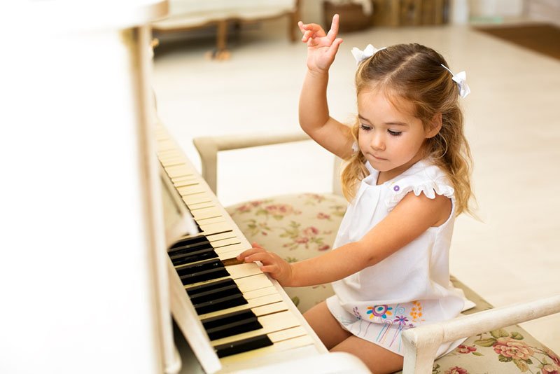 Piano_Doris's tweet image. Is your child interested in piano lesson? Get them started today! dorischiang.com/lessons/ #pianolessonsorangecounty #pianoclasses #onlinepianoclasses