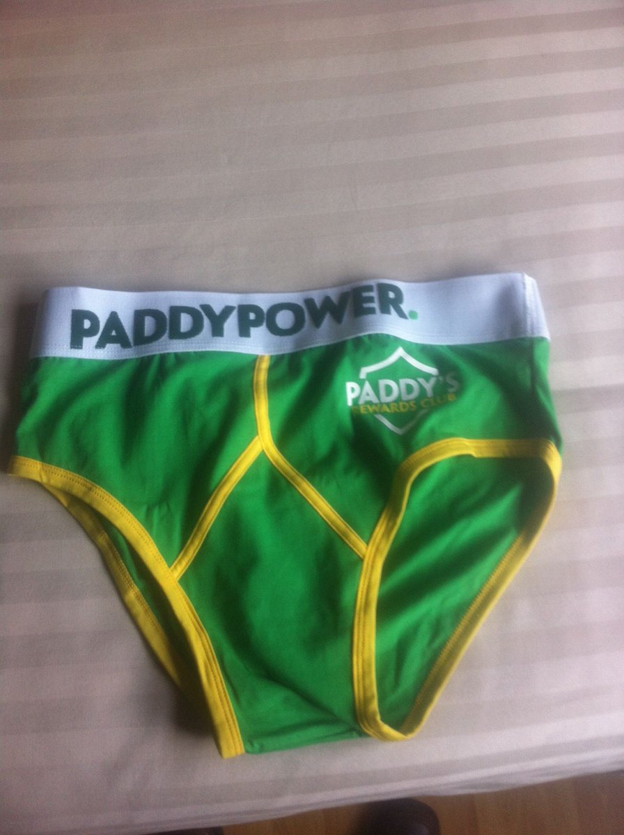PauricMorrison's tweet photo. The awkward moment when you get a text from your dad, "you have a delivery at the house" you respond "I didn't order anything open it". You then receive this 😂🙈 @paddypower #paddypower #luckypants https://t.co/zPYMyfdqJD