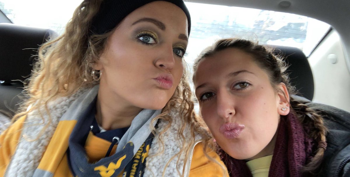 SophiaVatelle's tweet photo. Our gma’s would be so proud 😉 happy birthday gf 🧡🧡 https://t.co/D03NdrUb1g