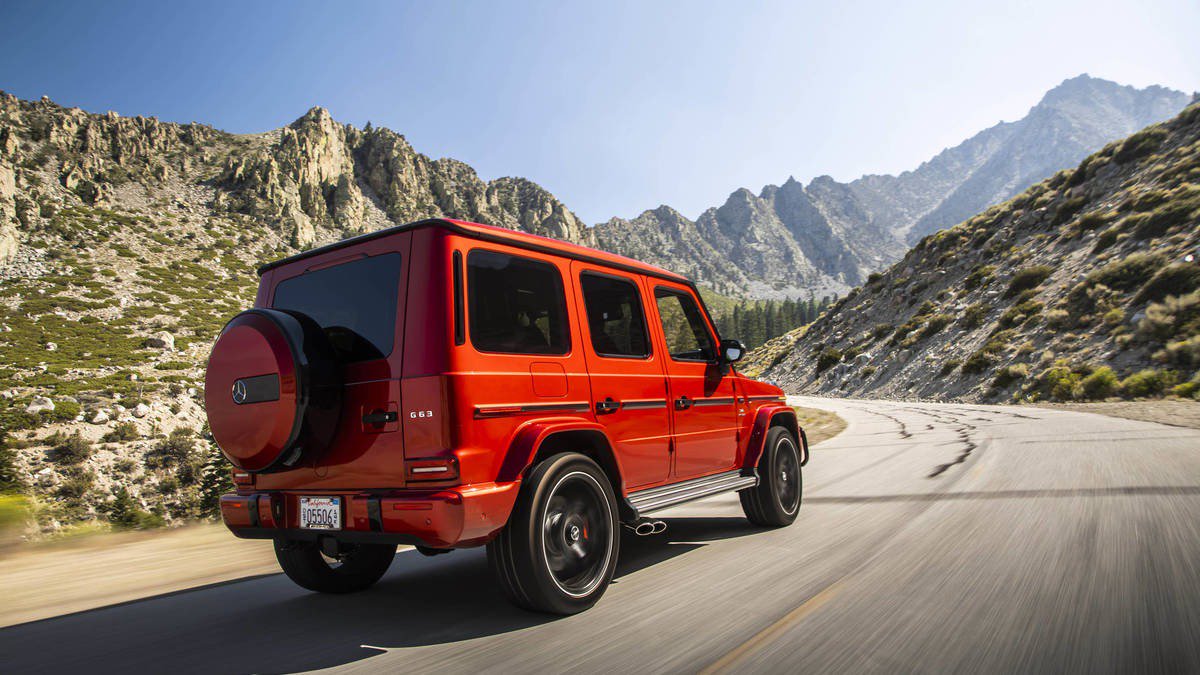 Mercedes G 550 and AMG G 63: Boxy but badass bit.ly/2RxBWnN https://t.co/IL4tRrs5Kc