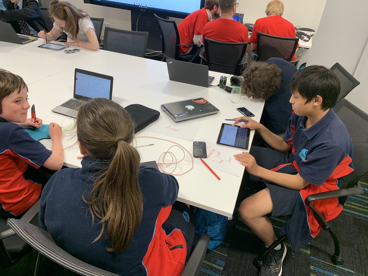 BronSt's tweet image. #hackmini