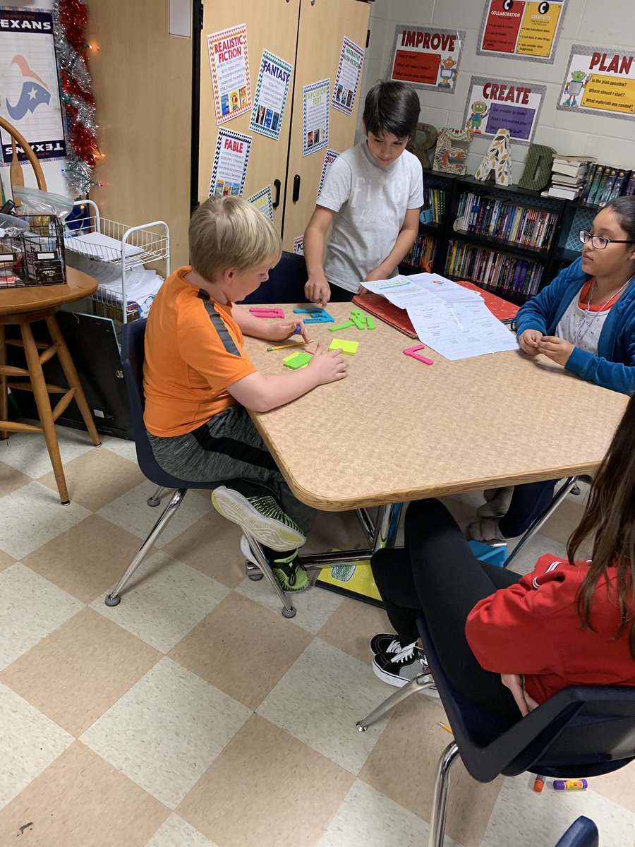teamneuman's tweet photo. Starting off #hourofcode with a little bit of exploration. #mindfulcoding #Dash #csforall #handsoncoding #edtechchat #neisdHOC #stem #codingiseverywhere @BCENEISD https://t.co/eWlv4VpjnB
