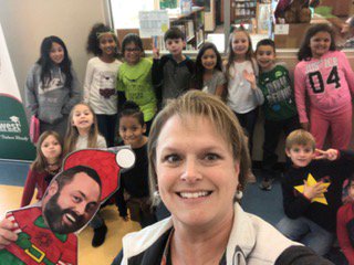cbelanger4's tweet photo. @hharmon07 #BooSampElves  Second grade teachers were busy catching elves on Tuesday! https://t.co/OEHQ9cpceJ