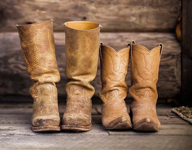 bigrockpub's tweet photo. Y'all, some say Tuesdays are for tacos...and some say Tuesdays are for Country Night. We say, we've got both! Boot scoot your way to Big Rock for country dancing, cold beverages, and the tastiest carnitas tacos this side of the Mississippi! 👢🌮🍺
#dineinrockout https://t.co/Gxc9OUesJF