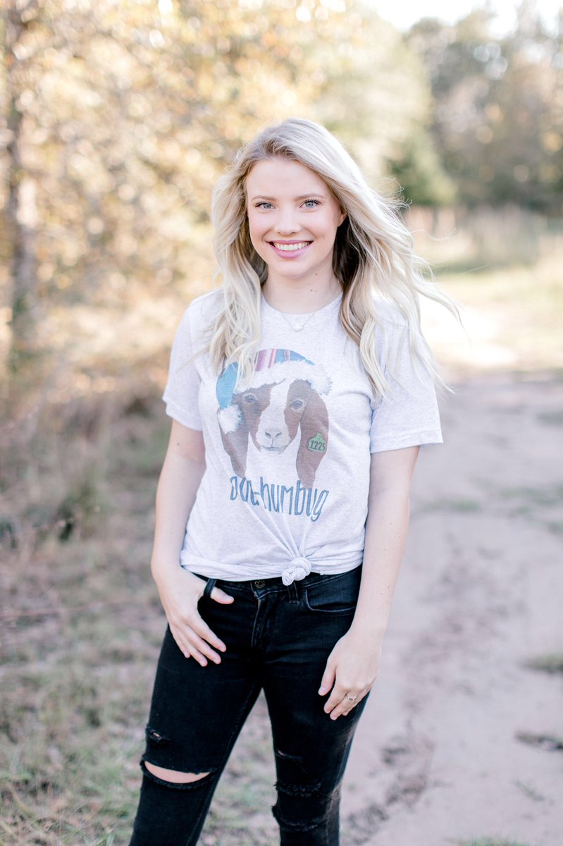 wanderingmaver2's tweet photo. How adorable are these Holiday Tees? Perfect for any Christmas function! 😍🎄 Which is your favorite? https://t.co/wQqaXJqOUy