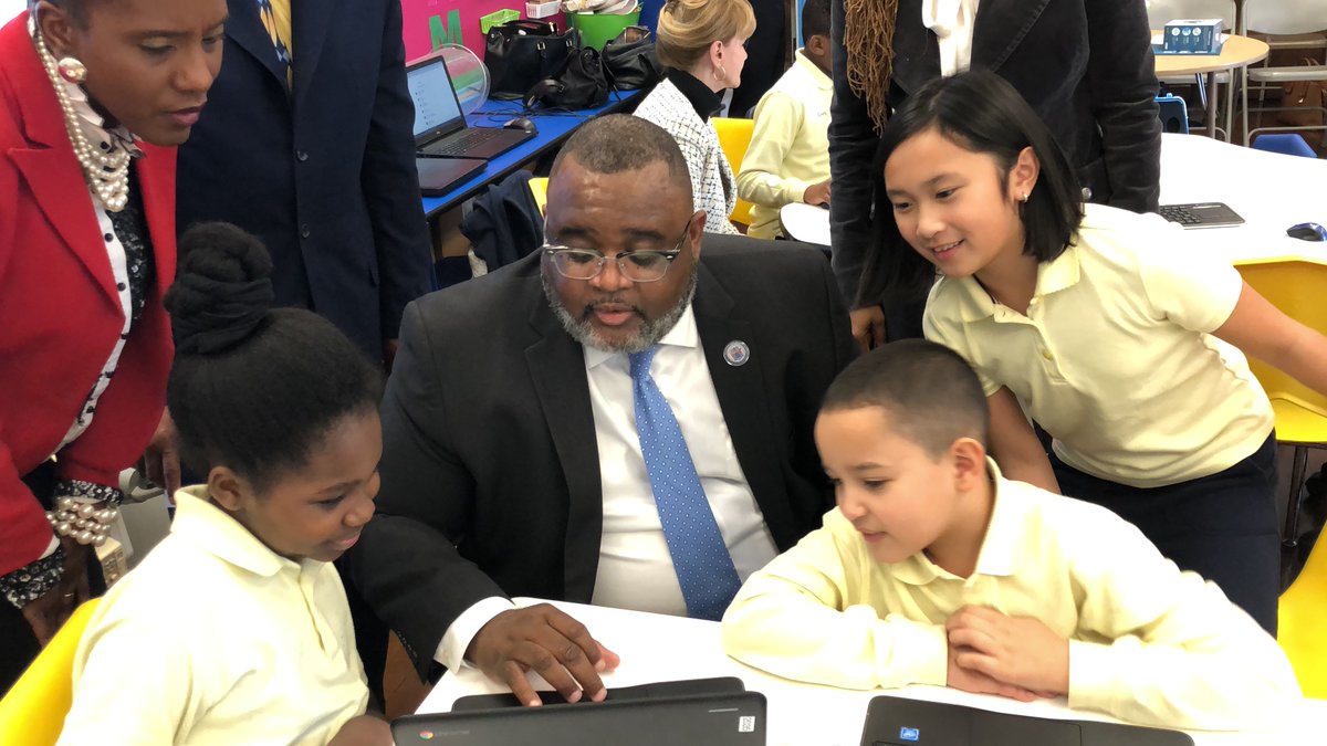 Commissioner <a href="/DrLRepollet/">Dr. Lamont Repollet</a> took coding 101 from 3 <a href="/HillsideBOE/">Hillside BOE</a> 4th graders at Hurden Looker Elementary today! 

How do you think he did? 

<a href="/NJGov/">New Jersey</a> #CSEdWeek #HourOfCode #CSEDWeekNJ