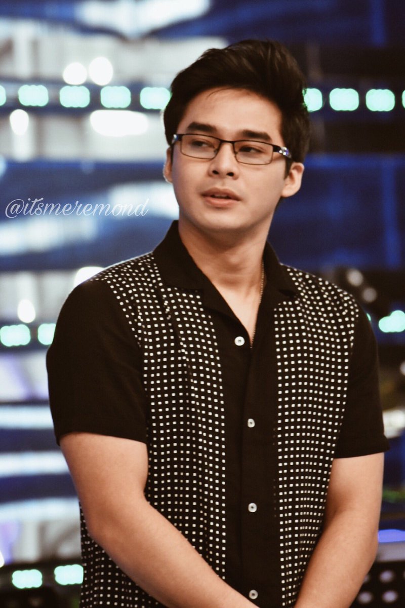 itsmeremond's tweet photo. Why so serious, @hashtag_mccoydl? ✌🏻#ShowtimeDecember4Fun https://t.co/qW9IF9B72u