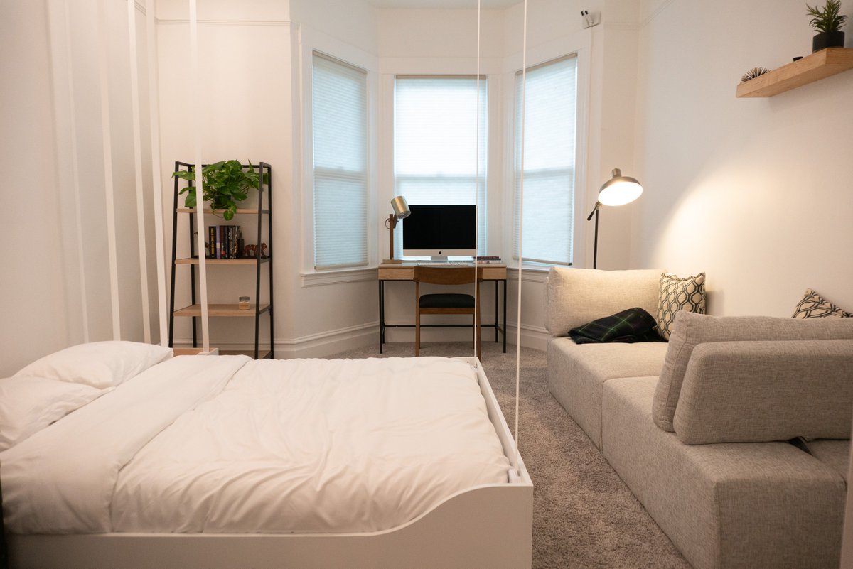 starcity's tweet photo. We provide access to the world’s most advanced furniture systems, allowing you to maximize space as well as comfort. Here’s a peek inside our @bumblebeespaces room at our SoMa South Park location! 🛏

Swipe to see where the bed goes!➡ #JoinStarcity https://t.co/u7xPKqgzK6