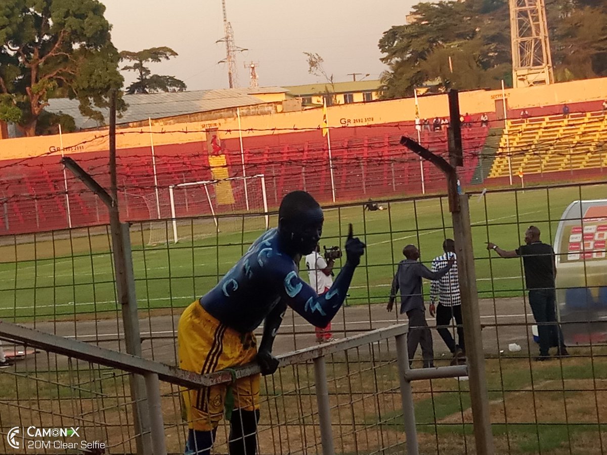 keitus14's tweet photo. Une Victoire, même non qualifié. Le #WAC a sauvé l'honneur de toute une ville, une nation à travers cette mobilisation des jeunes venus de partout dans le #Kakandé et #Conakry.
3-1
Fier de vous et de notre partenaire #SMB.
#Sport
#Footelite https://t.co/kyNz6aX68Y