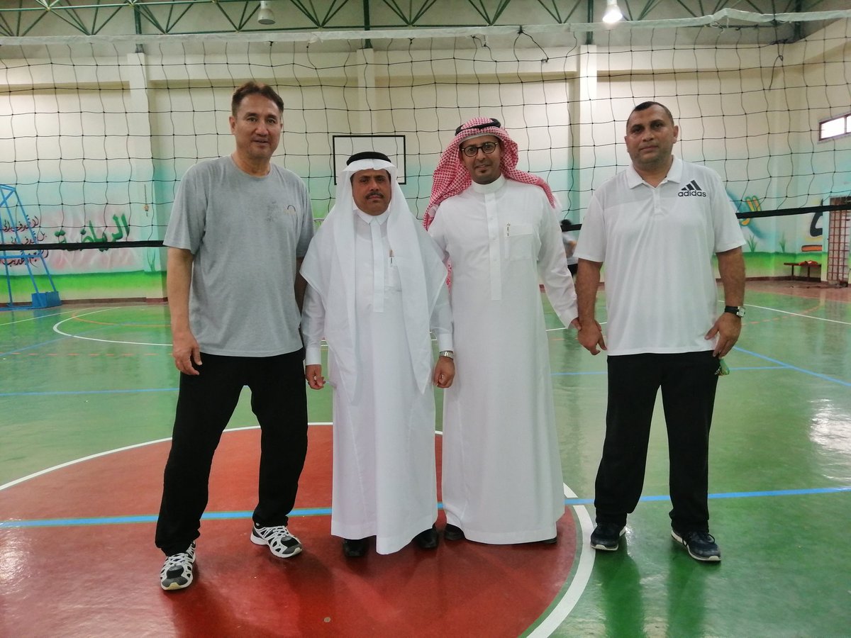 BandarMaghrabl's tweet photo. كل الشكر والتقدير لقائد مدرسة الخندق الثانوية أ. محمد علي الشمراني لاستضافة بطولة الطائرة للمرحلة المتوسطة ولمعلمي التربية البدنية بالمدرسة
أ. أحمد حلواني
أ. عبد الرشيد تركستاني
بارك الله في جهودكم 🌹 https://t.co/z0W5c8i2Bk