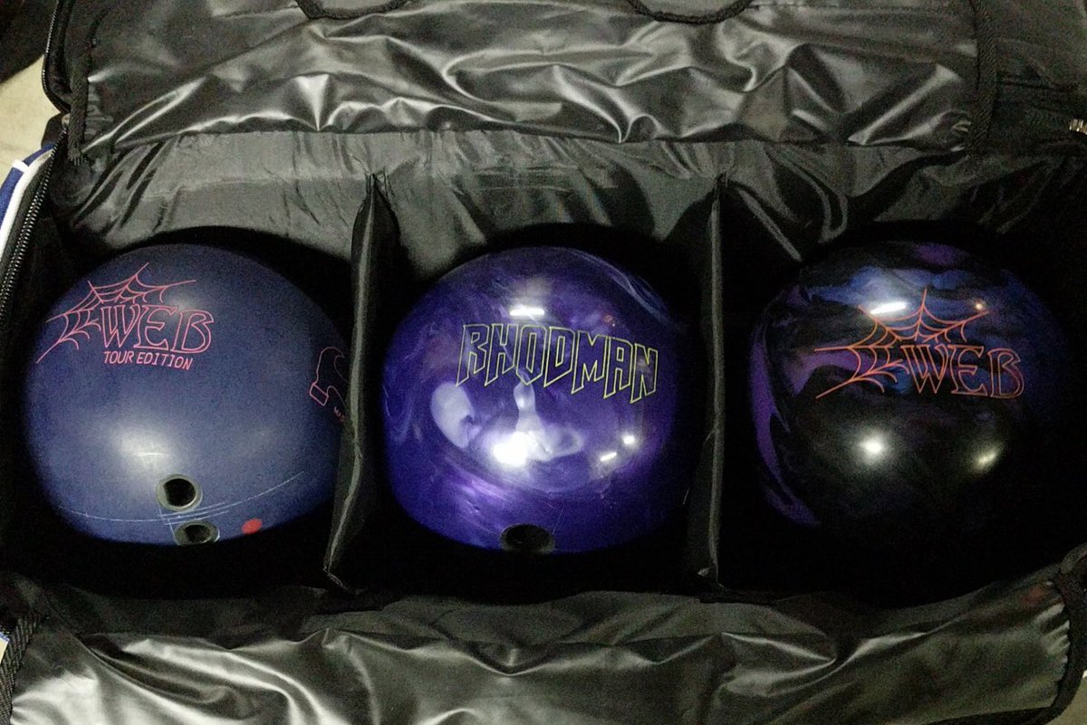 HammerBowling's tweet photo. Dearπ
, 1, 2, or all three! Please and thank you. #TourV1 #NothingHitsLikeAHammer #HammerBowling π· @RickHussey1 https://t.co/jMzbawwXF6