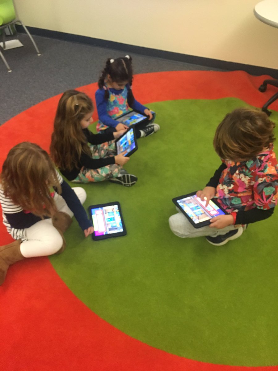 pcgarrisonlib's tweet image. #davisk are some #readytocode cuties!