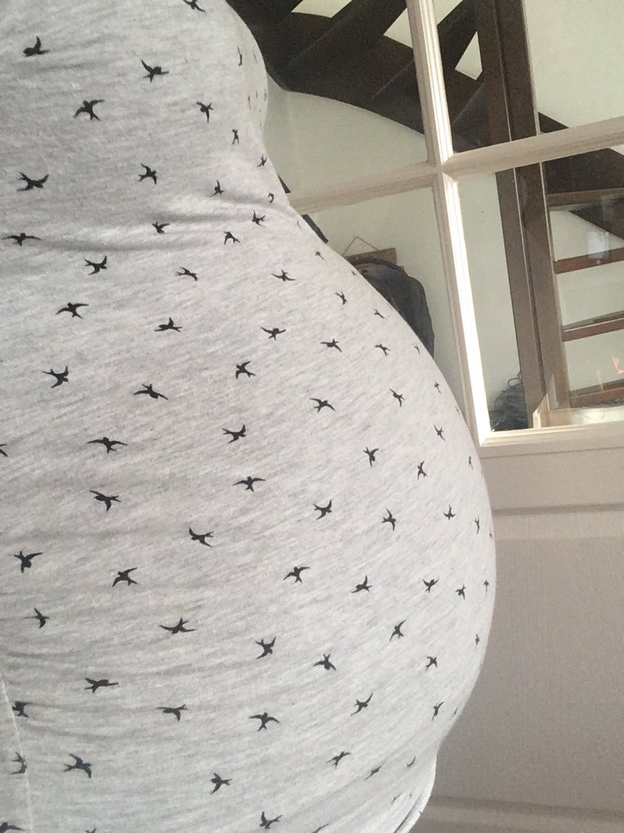 Thuispakje's tweet photo. #37weken Je mag officieel komen schatje, ons mooie kleine meisje. Papa en mama zijn zo benieuwd naar jou. #zowelkom #prinsesje 💕 https://t.co/RH9JlughR3