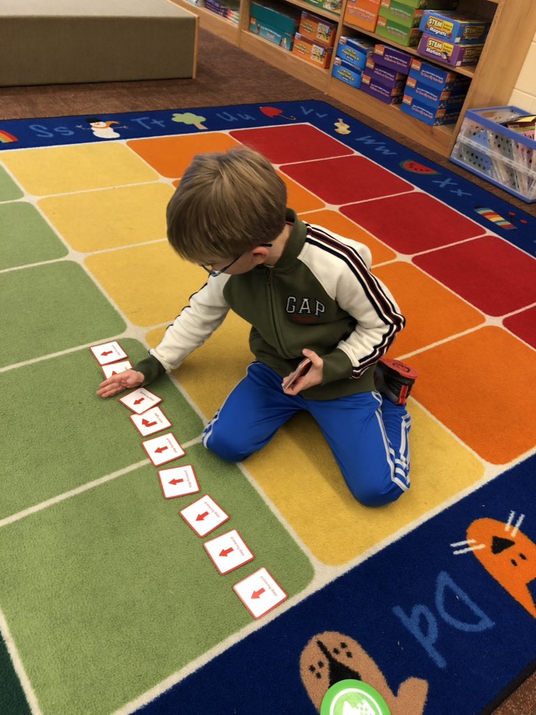LibraryDunn's tweet photo. Using @codeorg and @littlecodr for tech and non-tech stations during #HourOfCode library / STEAM Lab collaboration  #JCPScodes #JCPSlibraries #collaboration @teggedunn @DunnPrincipal @dunn_jcps @DunnDolphinsAP @russhockenbury https://t.co/xhfRximngZ