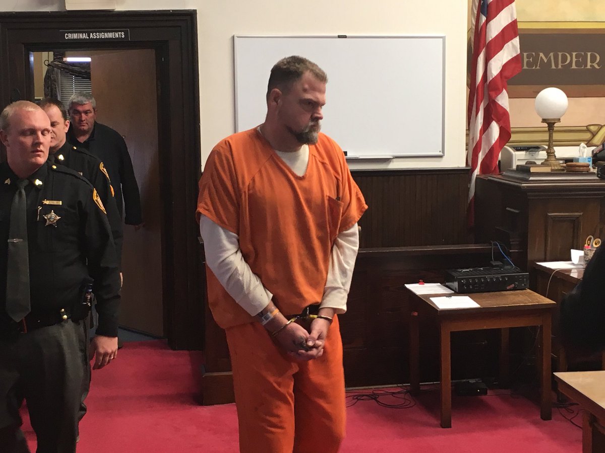 Billy Wagner at Pike County Common Pleas Court for arraignment on aggravated murder charges in connection with the massacre of eight Rhoden family members.  ⁦<a href="/WCPO/">WCPO 9</a>⁩