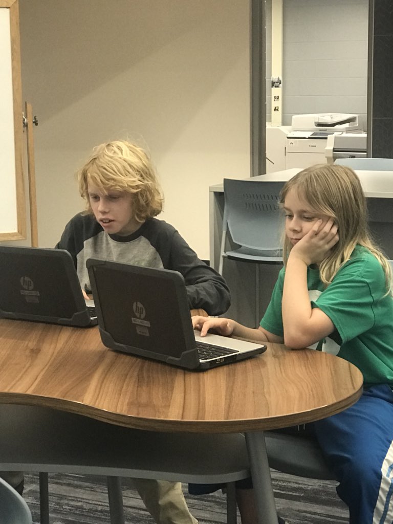 DrRedwolves's tweet photo. Coding is Cool! Our SMS Students Engaging with an “Hour of Code” this week @ Saline Middle! @SMSMediaCtr #HourofCode #sascompass #smscodes https://t.co/9fllnDJePf