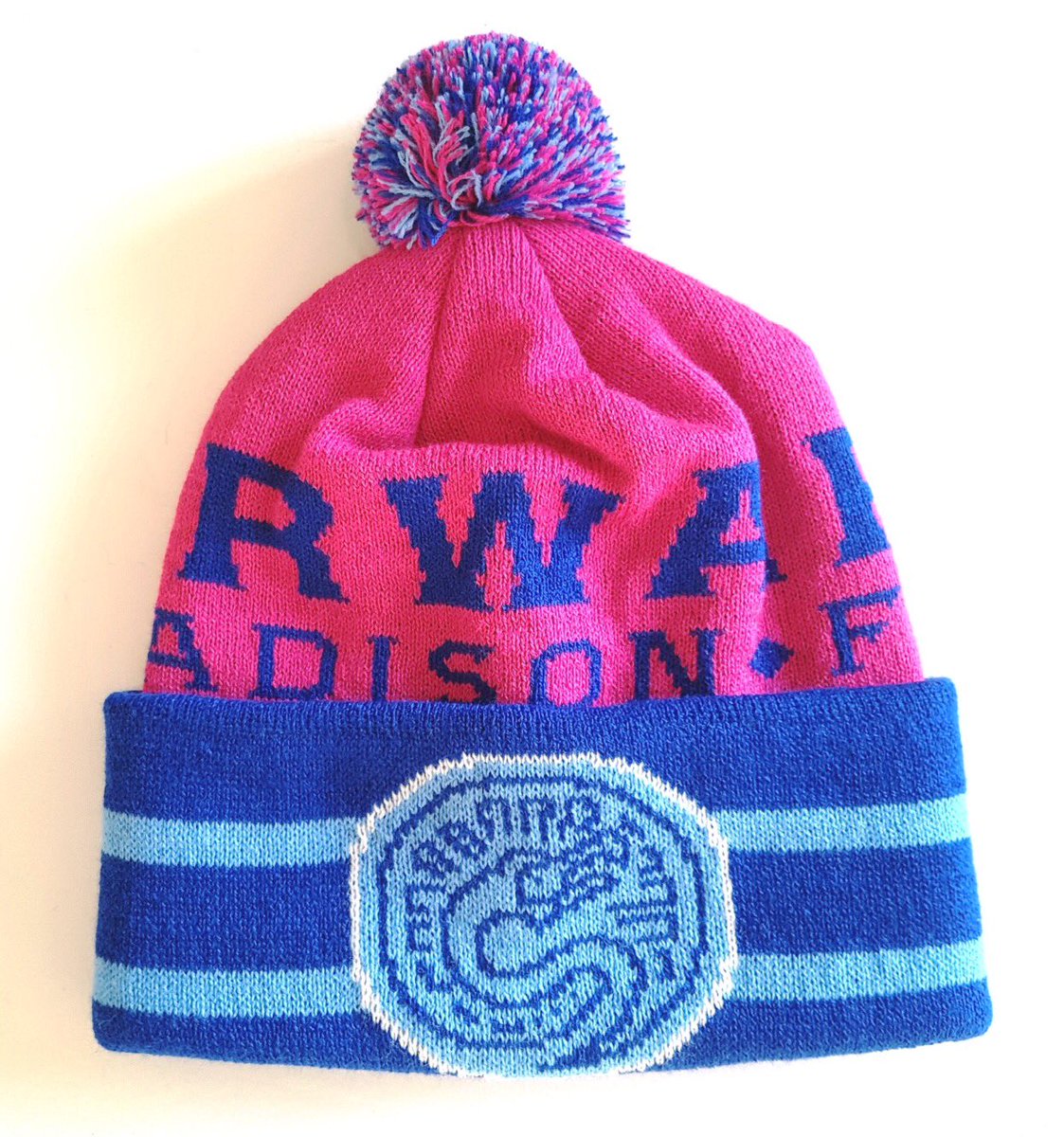 ForwardMSNFC's tweet photo. Winter hats and new scarves are here! We’ll give away TWO winter packs (scarf/hat combo) to two followers this week!

A follow and a retweet enters you for a chance to win! https://t.co/7SCn7N3n8B
