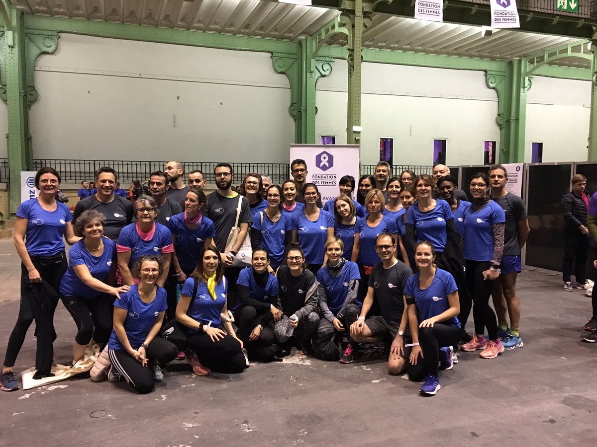 ChavoutierFanny's tweet photo. 40 coureurs et coureuses de @GRTgaz sont prêts à tout donner pour la lutte contre les violences faites aux femmes à la #NuitDesRelais, organisée par la @Fondationfemmes  au @GrandPalaisRmn 🏃🏽‍♂️🏃🏼‍♀️ #engagement #solidarité https://t.co/JUa2OJcsDw