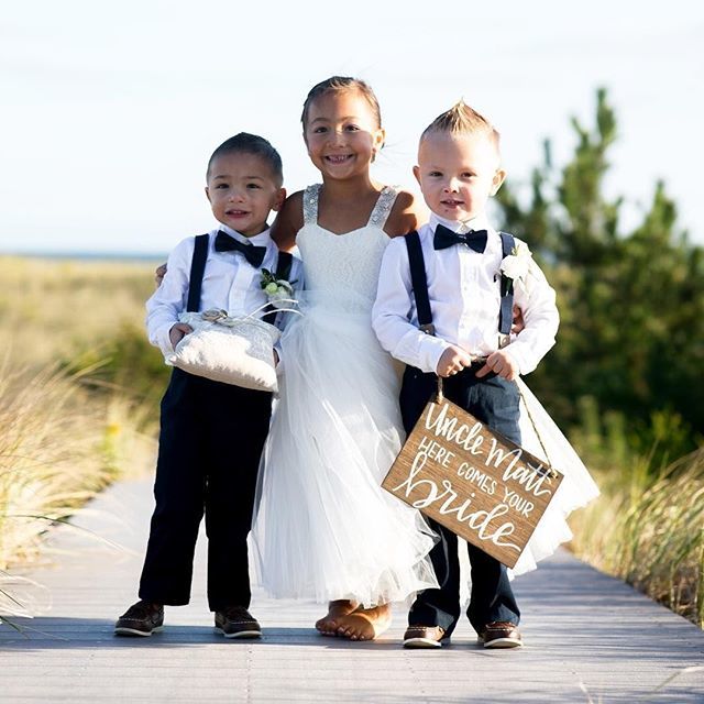 SayIDoInNYC's tweet photo. Have you seen anything more adorable? These youngsters should hire themselves out for the summer wedding circuit!  Beautiful inspo from @oceanbleu_li⠀
⠀
https://t.co/wpS3jZvdGB⠀
⠀
#northforkweddings #hamptonsweddings #southforkweddings #longisland #g… https://t.co/eGhBA9cq7g https://t.co/IsmVy4ab0K