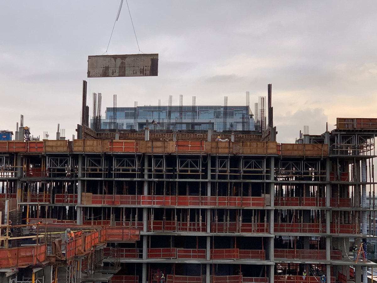 TheQuorumGroup's tweet photo. Fabulous work by our Quorum team in Richmond BC. River Park Place 2 is looking great, moving along promptly, and on schedule! #quorumgroup #axiombuilders #intracorphomes #construction #concreteforming #vancouver #richmondbc #enhancingskylines https://t.co/3jYuSwylyA