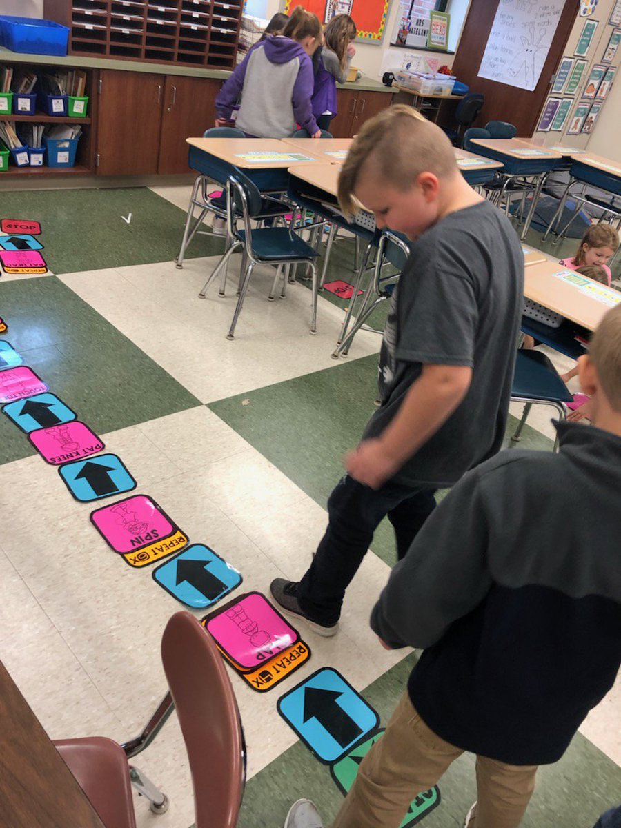 PoffElementary's tweet image. 1st grade worked unplugged for their #HourOfCode. #CSEdWeek #hourofcodeinpa @EdTechFocus @pofflibrary