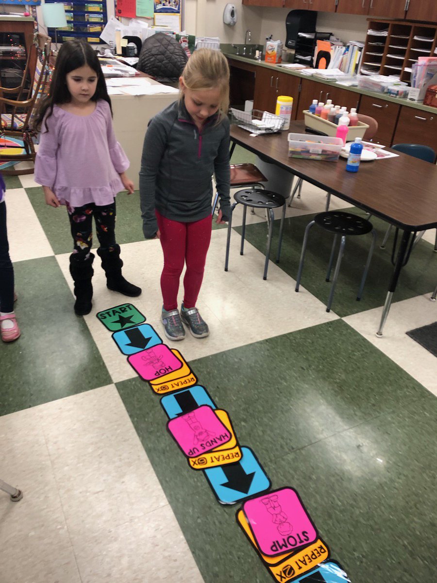 PoffElementary's tweet image. 1st grade worked unplugged for their #HourOfCode. #CSEdWeek #hourofcodeinpa @EdTechFocus @pofflibrary