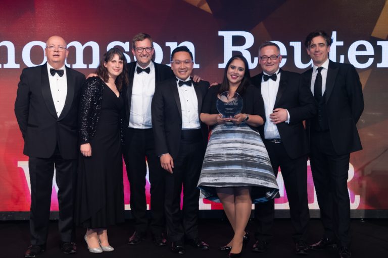 Congrats to all winners of #BritishLegalAwards.  We are honored to see #ThomsonReuters Legal Managed Services (<a href="/Pangea3/">pangea</a>) win Technology Supplier of the Year for use of <a href="/eBrevia/">eBrevia</a>, <a href="/Syke_Tech/">SYKE</a>, <a href="/ContractExpress/">Contract Express</a> for "solving #GDPR challenges for <a href="/TheAA_UK/">The AA</a> " legaltechnology.com/latest-news/th…