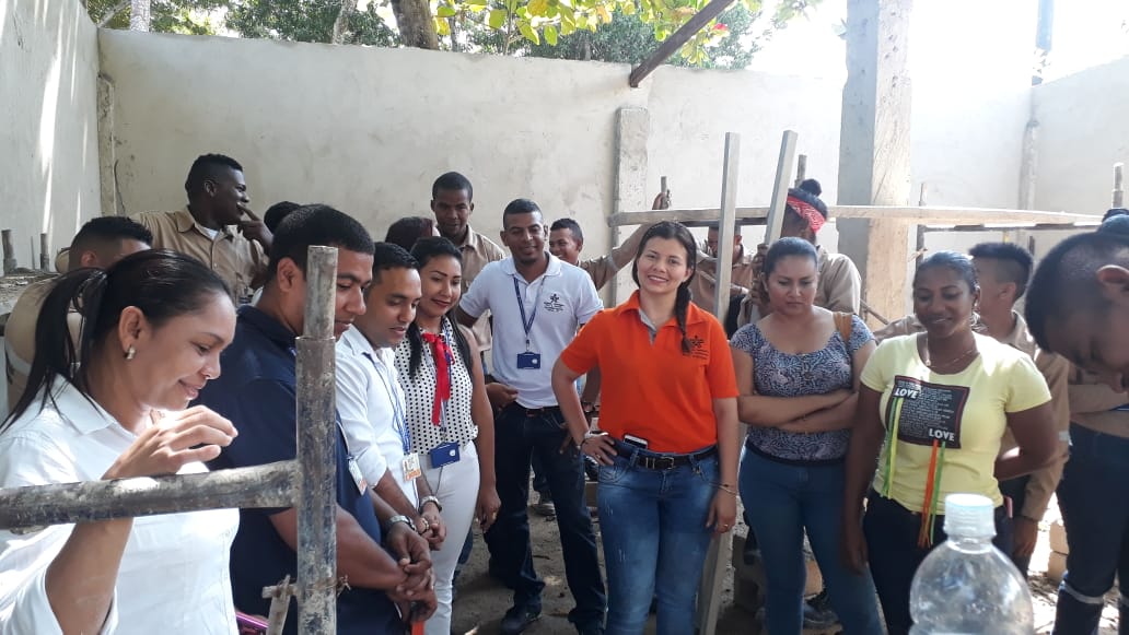 UNNCOL's tweet photo. Entrega Final del Técnico Construcción de Edificaciones. Así presentan su fase de ejecución y evaluación mostrando como producto el Almacén del @SenaCfma, de esta manera culminan su fase lectiva. @SBDIR_SENACFMA @CoordAcad_CFMA @CformaSenacfma @CSenacfma @SENAComunica. https://t.co/bcloNuyCq7