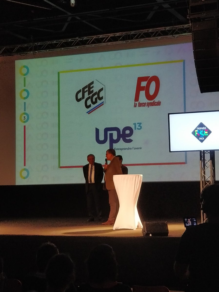 STORLIGUIAN's tweet photo. Intervention @AlainDousse président @UPE13_ #Aubagne aux Trophées de la  #RSE à l'espace des Libertés aux côtés des syndicats de salariés. 
 #thechoice #labemploi  #labelemplitude  voici quelques actions  menées par  @UPE13_ en  matière de RSE 😉 https://t.co/i7ZW1e8ETi
