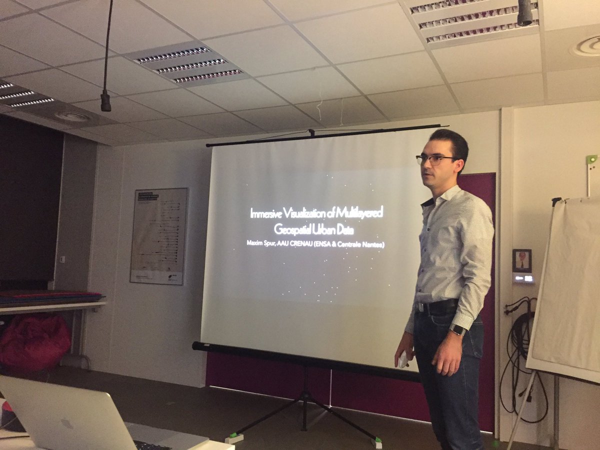 Nantes Dataviz (@nantesdataviz) on Twitter photo Au tour de Maxim Spur, doctorant au <a href="/LaboratoireAAU/">Laboratoire AAU</a> de présenter ses travaux autour la visualisation immersive de données urbaines multicouches #Immersive #analytics Au tour de Maxim Spur, doctorant au <a href="/LaboratoireAAU/">Laboratoire AAU</a> de présenter ses travaux autour la visualisation immersive de données urbaines multicouches #Immersive #analytics