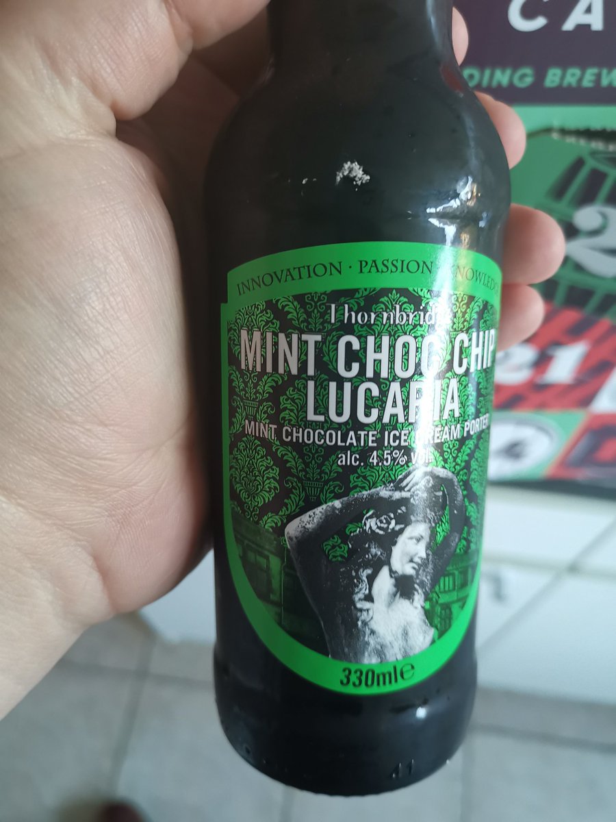 CurtisWilson's tweet photo. This seems like it'll be an interesting one! #xmascheers @TheBeerHawk https://t.co/vaZxFppr3h