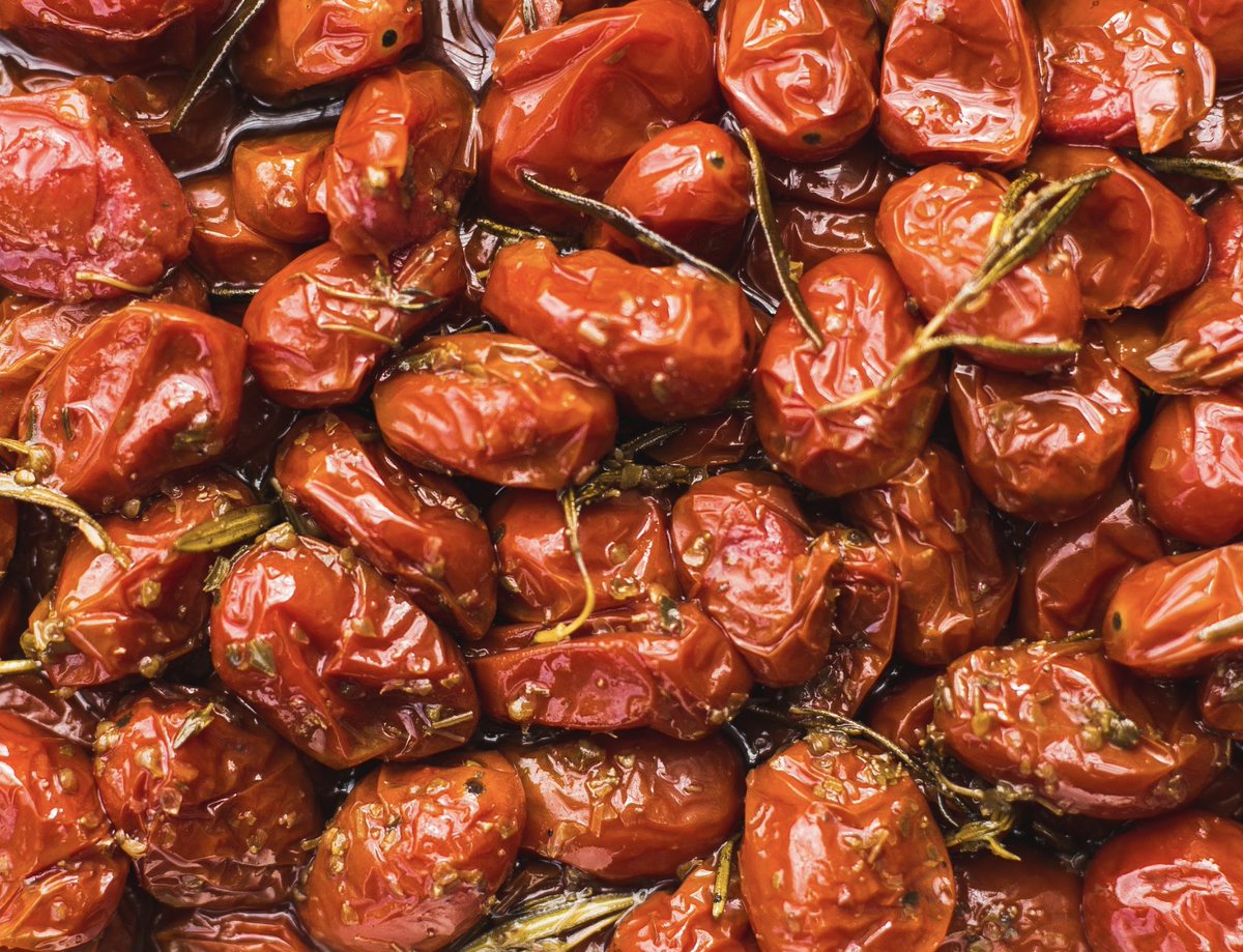 WEeatarepas's tweet photo. These confit cherry tomatoes, when slowly cooked, are the perfect touch of sweetness and smokiness to the fresh goat cheese in our "Las cabras de Eva y José" arepa. #weeatarepas https://t.co/UVKcEBqCil