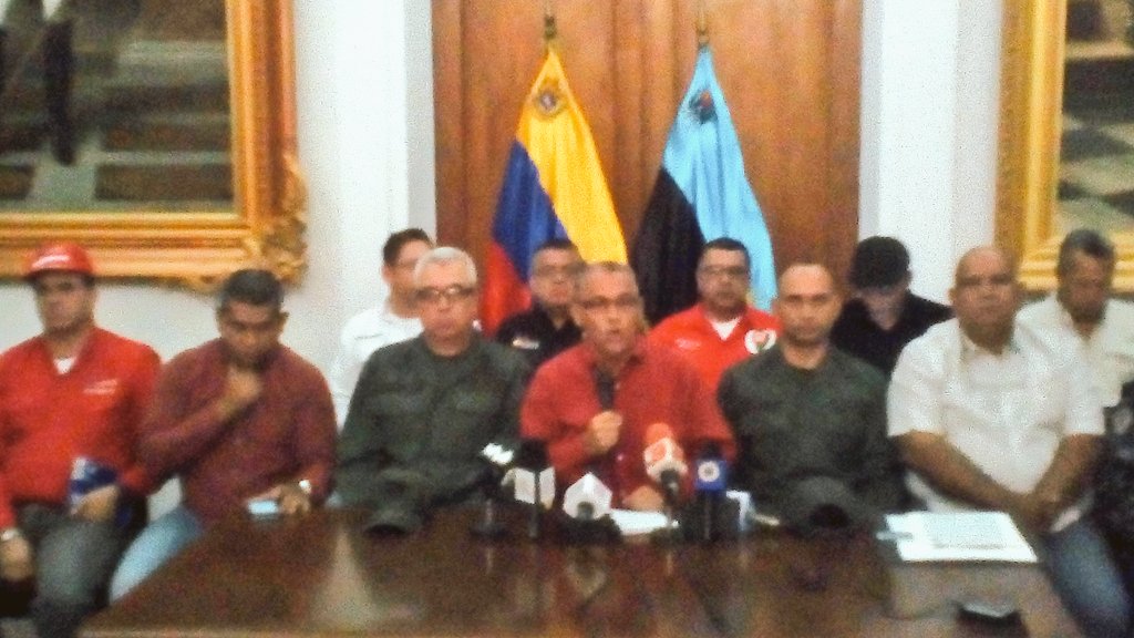 SecGeneralgbz's tweet photo. El pernil ya está en Zulia gracias al presidente obrero @NicolasMaduro y @OmarPrietoGob para darle al pueblo una bonita Navidad llena de  alegría.  #FuturoSeguro https://t.co/OfTGV2OLsC