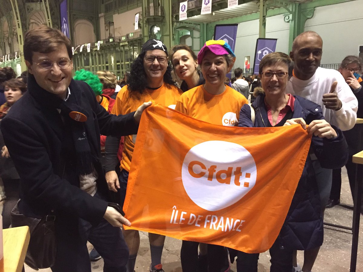 Équipe ⁦@CFDT_IDF⁩ prête pour la #NuitDesRelais ⁦@Fondationfemmes⁩ !