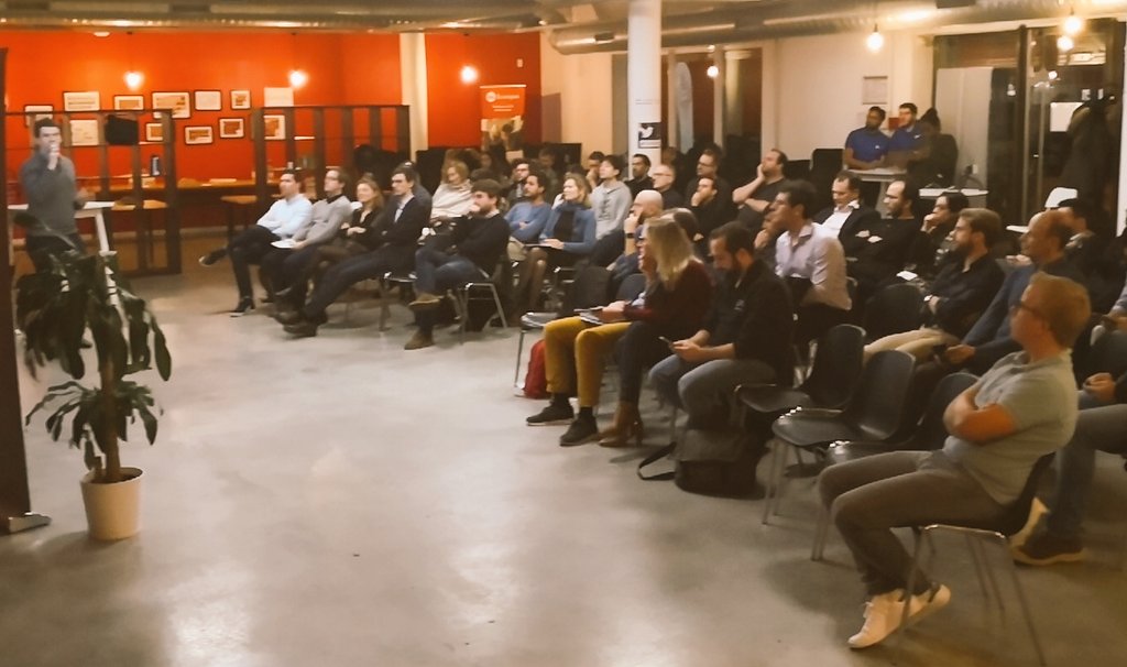 HemeraCoworking's tweet photo. REX de Clément de @fieldboxai sur  "Déployer l'intelligence artificielle dans l'industrie" @LeWagonBordeaux #Hemeraevent #meetup #saas #ai #industry #data #bordeaux #startup cc  @AsterCapital @LaTribuneBdx https://t.co/gOafiDMeIH