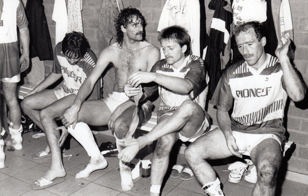 OldFootball11's tweet photo. #FCGroningen players #RenéEijkelkamp #JosRoossien and #JanVanDijk in the lockerroom. https://t.co/w6AzThwznB
