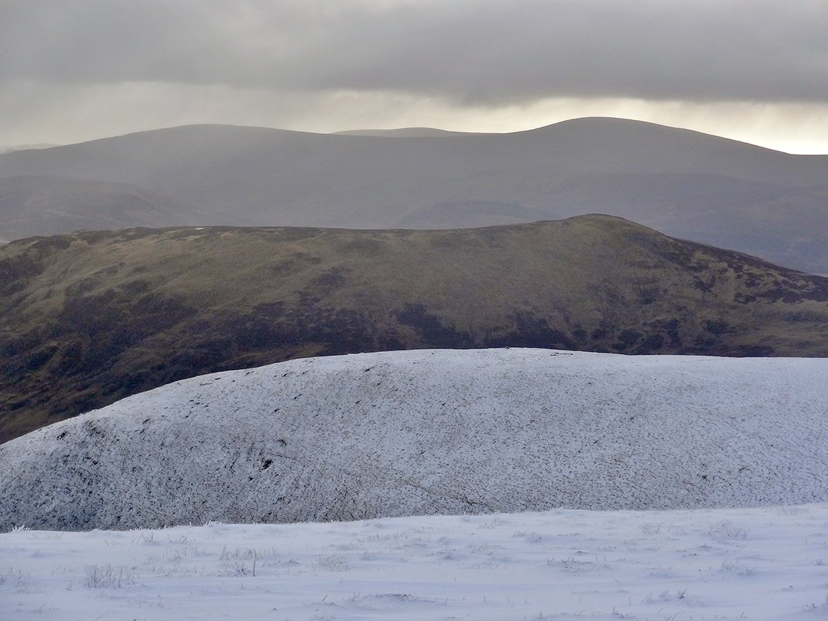 moab_in's tweet photo. Back in the #Cairngorms this time on foot, from Loch Muick to Loch Brandy #WinterWonderland #aberdeenshire #hillwalking #winterABDN 2/2 https://t.co/mFsn02QPDM