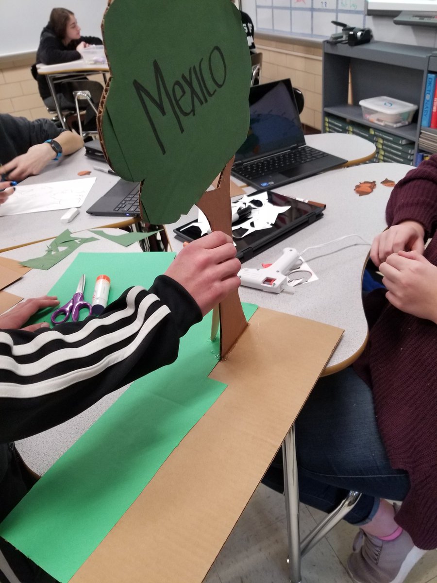 PhoenixUSHist's tweet photo. Designing American Imperialism Similies #WeAreMehlville https://t.co/zkxKMfmKr4
