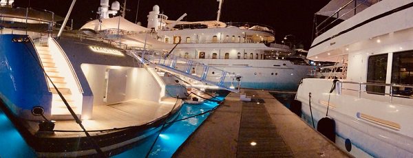 Antiguanice's tweet photo. The 2018 Antigua Charter Yacht Show and more in the latest AntiguaNice Yachting Insider: https://t.co/PlIJX52aBK 😍✨💎⛵️⛴
#AntiguaNice #AYI #YachtingInsider #ACYS #AntiguaYachting https://t.co/nIhva1V86Q