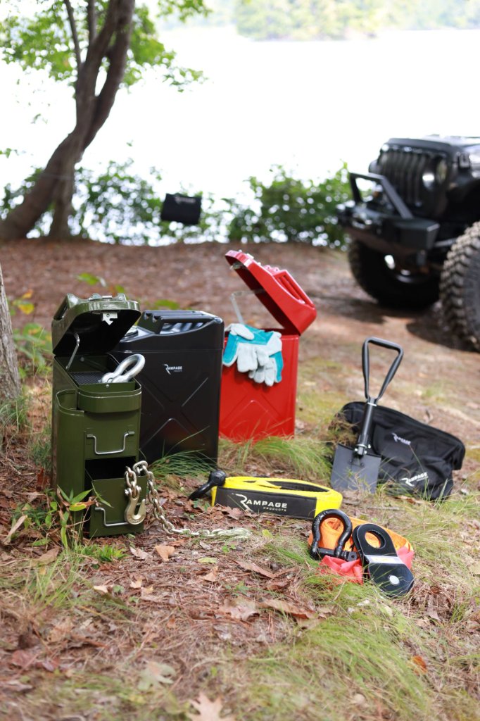 Expedition Essentials.
__________
.
.
.
.
.
#RampageProducts #HowDoYouRampage #TrailCan #TrailStorage #OffRoading #OffRoad #OffRoadLife #RockCrawling #RecoveryGear #JeepLife