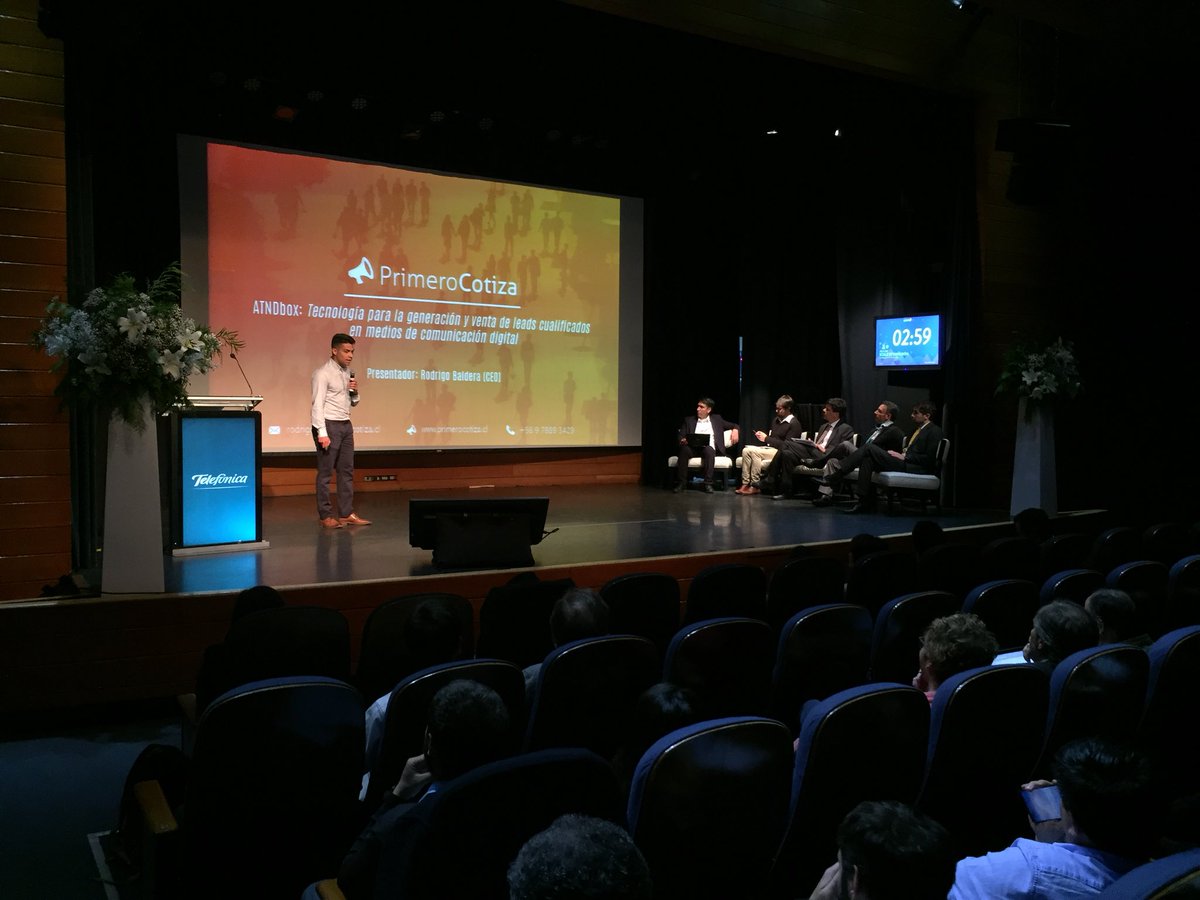 sebastiansichel's tweet photo. Acompañando a 40 emprendedores que participan en el #PitchDayScaleUp @Corfo para levantar ventas, consolidarse e internacionalizarse. Como  @GobiernodeChile queremos que más actores se sumen a ampliar la base de la economía, colaboren y tengan éxito. ▶️ https://t.co/xLnSiKSzzm https://t.co/jEmpdVlAXJ