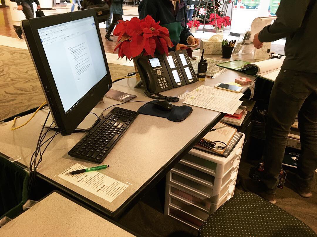 sacstateunion's tweet photo. Incoming Alert🚨 Our Information Desk has moved to a new location due to fire sprinkler installation and remodeling! It’s temporary location is to the left of Hinde Auditorium. For more information, you may call the Info Desk at 916-278-6997. https://t.co/cNaaYUkuxD
