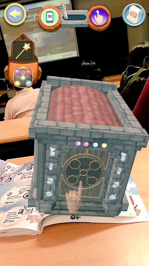 AndreeaCT4's tweet photo. Hoy a clase... Realidad Aumentada #MI1013B @CarrefourES Dedicado a mi grupo 😜😂 salvo a @Pajarofuriioso 😂😂 https://t.co/sfhnEoS4vn